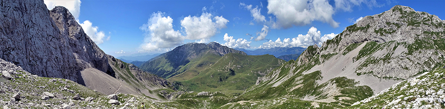 Vista panoramica sul Mandrone d'Arera